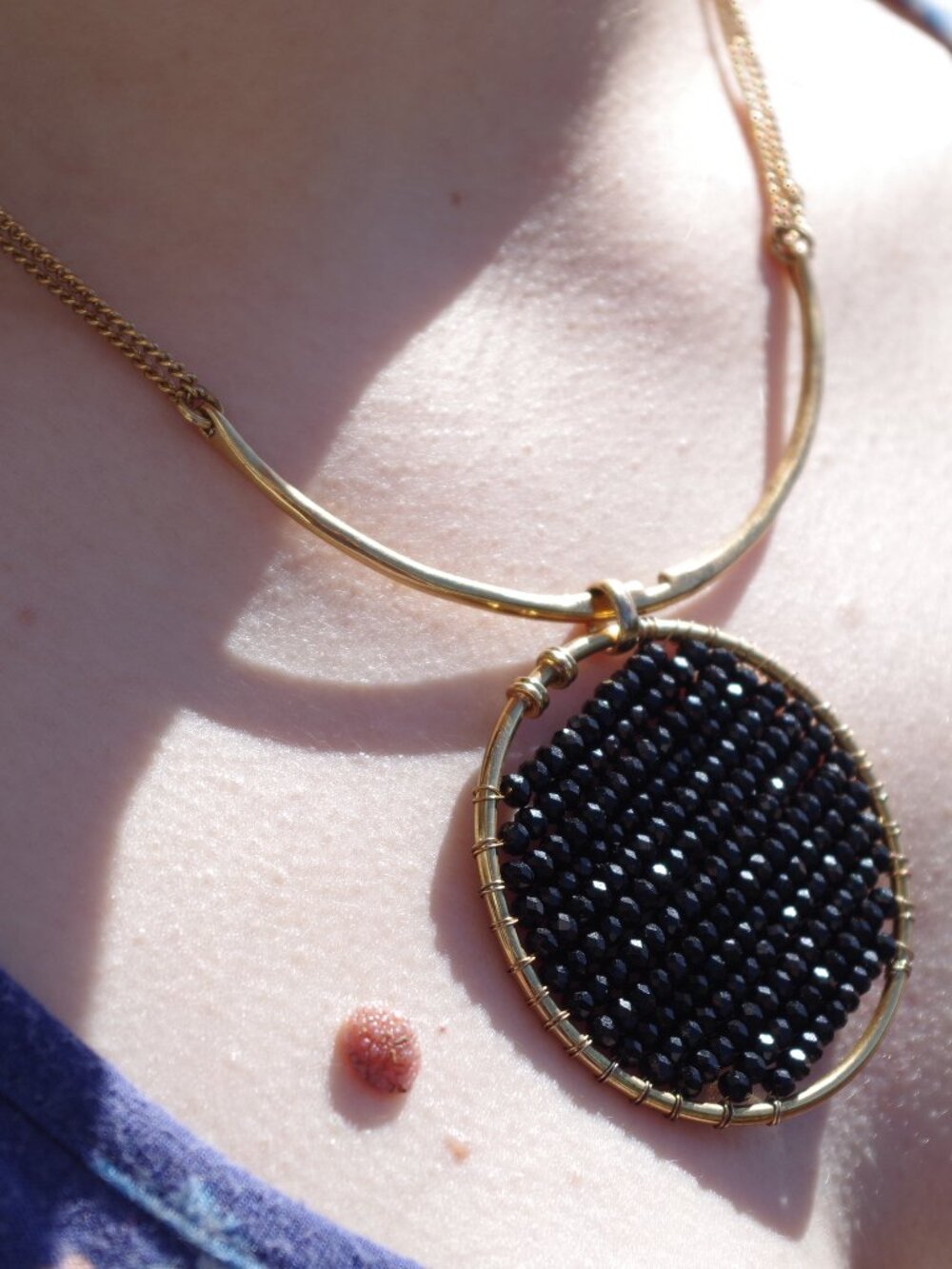 Kenneth Cole Designer Necklace With Gold HardWare Black Accent Statement Necklac